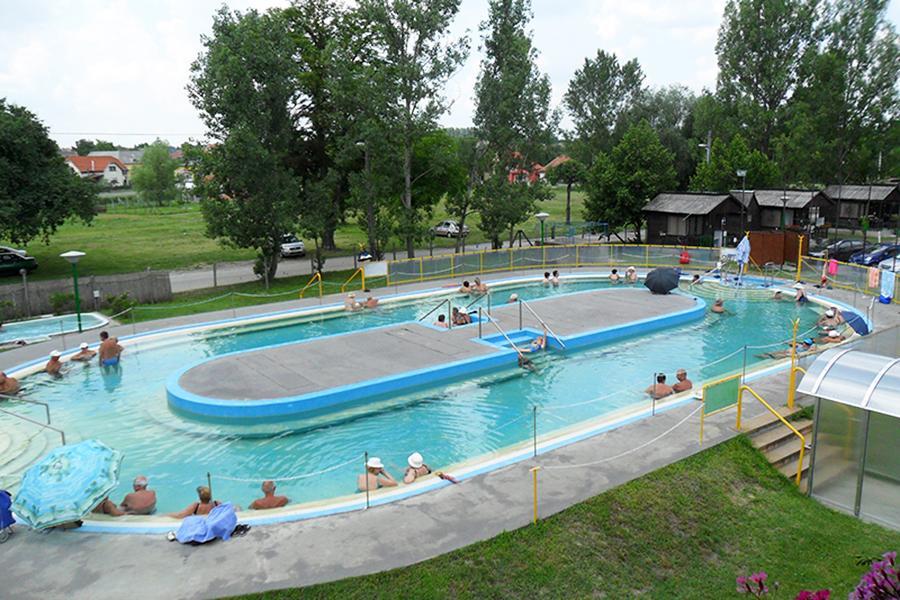 Апартаменти Mandi
